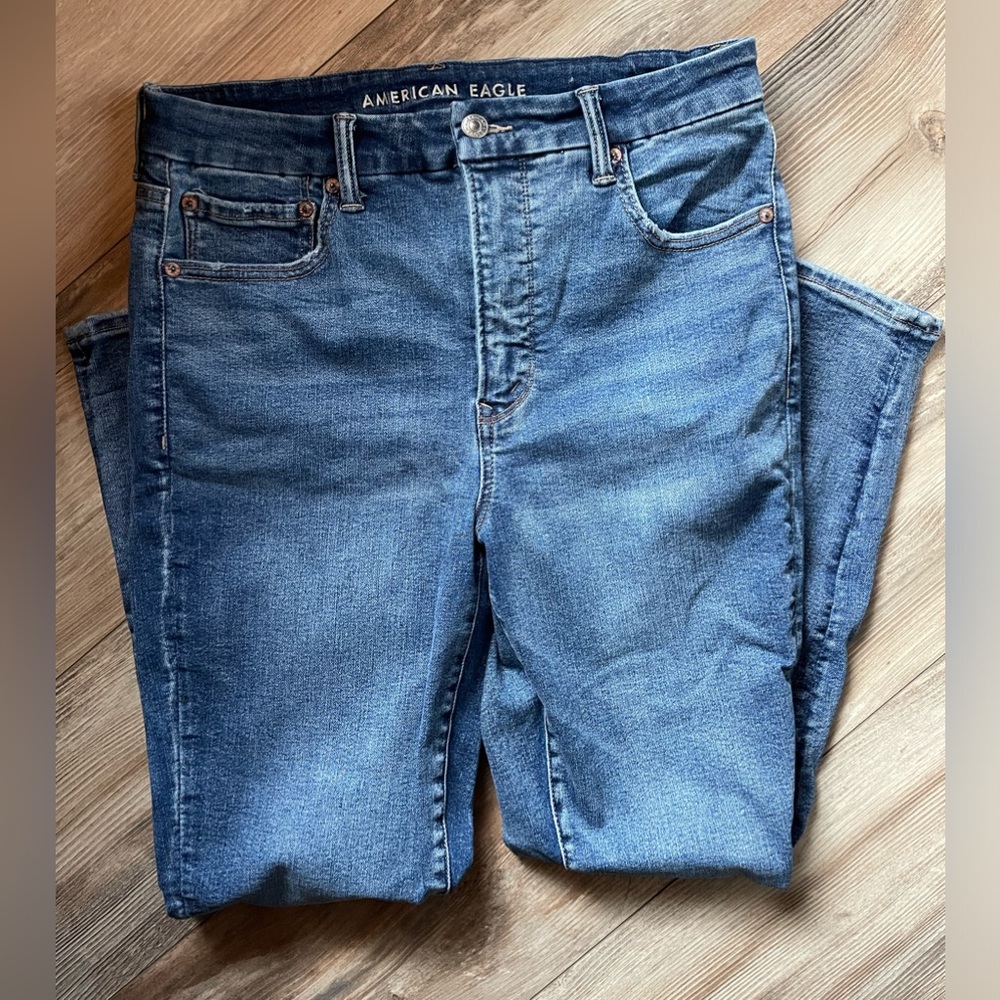 Women’s American Eagle Skinny Jeans